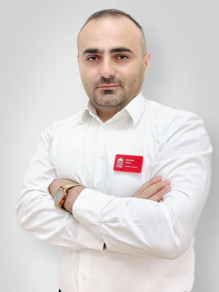 Фото сотрудника